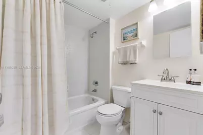 109 Royal Park Dr #2F, Oakland Park, FL 33309 - Photo 17