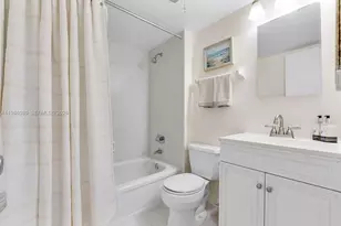 109 Royal Pk Dr, Oakland Park, FL 33309 - Photo 17