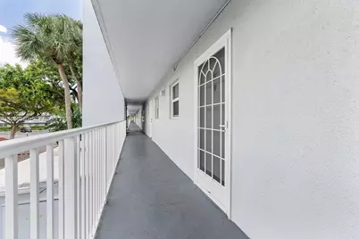 109 Royal Park Dr #2F, Oakland Park, FL 33309 - Photo 23