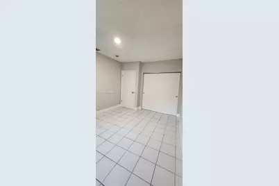 800 SW 10th Ave #810, Hallandale Beach, FL 33009 - Photo 13