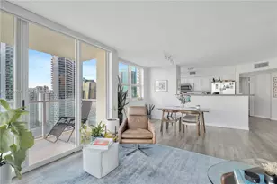 1155 Brickell Bay Dr, Miami, FL 33131 - Photo 11