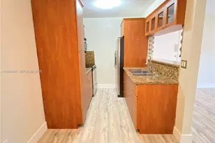 10794 N Kendall Dr, Miami, FL 33176 - Photo 9