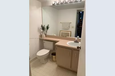 513 Racquet Club Rd #55, Weston, FL 33326 - Photo 13