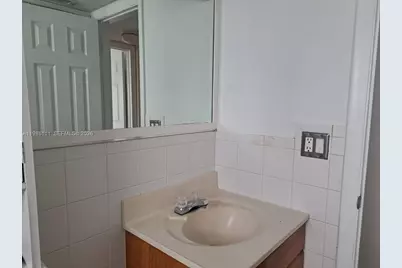 7910 Taft St #107, Pembroke Pines, FL 33024 - Photo 17