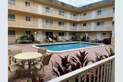 7910 Taft St #107, Pembroke Pines, FL 33024 - Photo 21