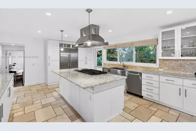 6395 SW 42nd Ter, South Miami, FL 33155 - Photo 5