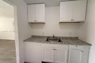 3608 Sammy Watkins, Fort Myers, FL 33901 - Photo 3