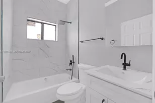 2210 Farragut St, Hollywood, FL 33020 - Photo 11