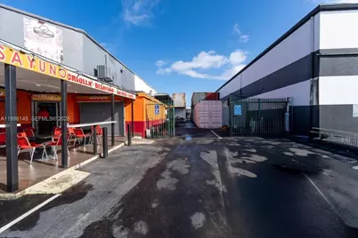 3595 NW 54th St, Hialeah, FL 33142 - Photo 13