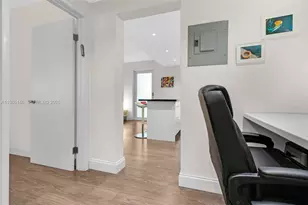 1117 Meridian Ave, Miami Beach, FL 33139 - Photo 25