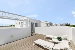 721 SW 11th St, Miami, FL 33129 - Photo 21