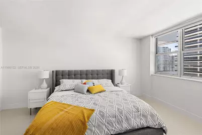 5825 Collins Ave #10E, Miami Beach, FL 33140 - Photo 21