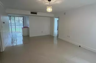 8025 SW 107th Ave, Miami, FL 33173 - Photo 13