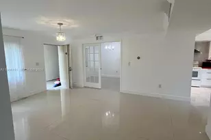 8025 SW 107th Ave, Miami, FL 33173 - Photo 9