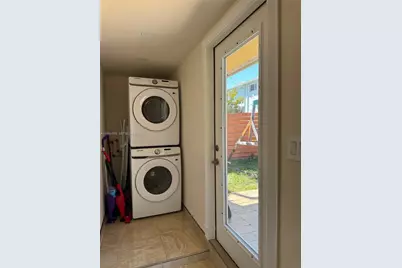 2355 SE 7th St, Pompano Beach, FL 33062 - Photo 29