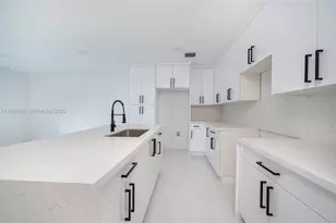528 NW 13th St, Florida City, FL 33034 - Photo 25