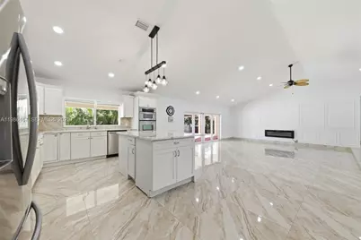 6344 NW 74th Ter, Parkland, FL 33067 - Photo 7