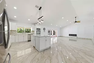 6344 NW 74th Terrace, Parkland, FL 33067 - Photo 7