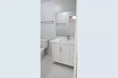 2574 W 71st Pl #0, Hialeah, FL 33016 - Photo 3