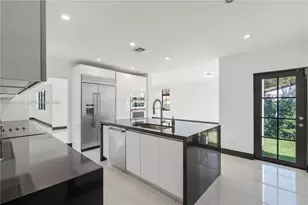 519 Alhambra Cir, Coral Gables, FL 33134 - Photo 33