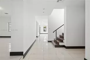 519 Alhambra Cir, Coral Gables, FL 33134 - Photo 9