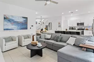 110 NW 209th Way, Pembroke Pines, FL 33029 - Photo 17