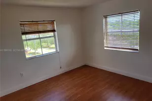 8260 SW 210th St, Cutler Bay, FL 33189 - Photo 13