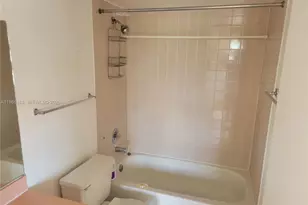 8260 SW 210th St, Cutler Bay, FL 33189 - Photo 15