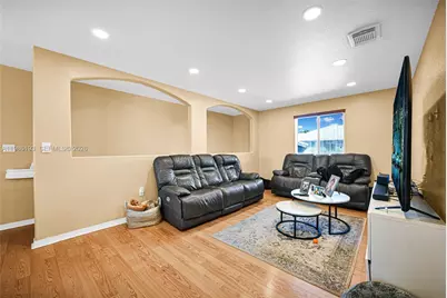 5755 NW 109th Ave #21, Doral, FL 33178 - Photo 5