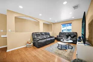 5755 NW 109th Ave, Doral, FL 33178 - Photo 5