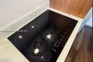 50 Biscayne Blvd, Miami, FL 33132 - Photo 5