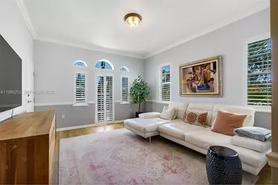 2870 Pine Tree Dr #3, Miami Beach, FL 33140 - Photo 3