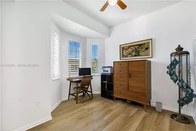 2870 Pine Tree Dr #3, Miami Beach, FL 33140 - Photo 15