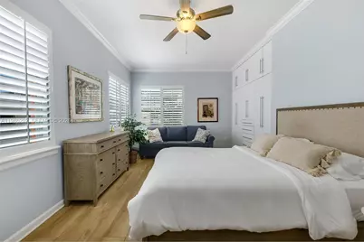 2870 Pine Tree Dr #3, Miami Beach, FL 33140 - Photo 21