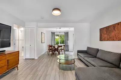 74 NW 117th St, Miami, FL 33168 - Photo 5