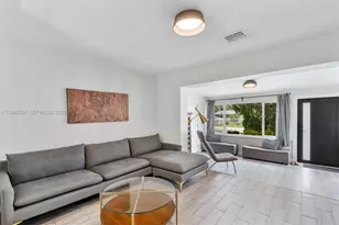 74 NW 117th St, Miami, FL 33168 - Photo 9