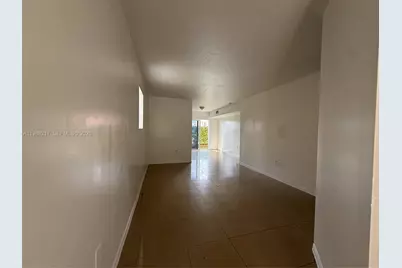 940 NE 33 Ter #101, Homestead, FL 33033 - Photo 5