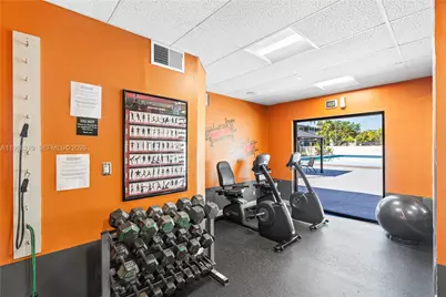 4800 Hillcrest Ln #408, Hollywood, FL 33021 - Photo 27