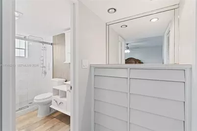 4800 Hillcrest Ln #408, Hollywood, FL 33021 - Photo 13