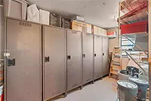4800 Hillcrest Ln, Hollywood, FL 33021 - Photo 23
