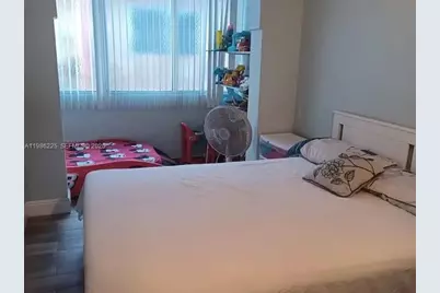 6620 W 2nd Ct #407, Hialeah, FL 33012 - Photo 5