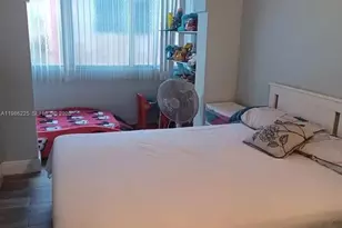 6620 W 2nd Ct, Hialeah, FL 33012 - Photo 5