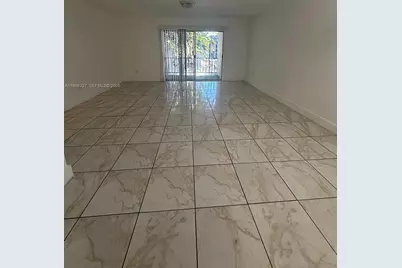 10393 N Kendall Dr #U7, Miami, FL 33176 - Photo 3