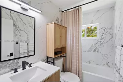 1100 11th St #405, Miami Beach, FL 33139 - Photo 15