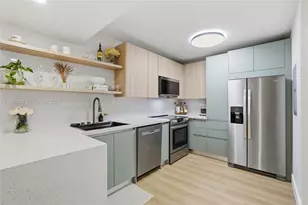 1100 11th St, Miami Beach, FL 33139 - Photo 1