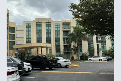 2075 SW 122nd Ave #417, Miami, FL 33175 - Photo 9