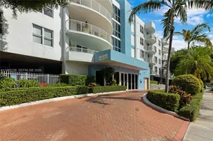 1555 N Treasure Dr, North Bay Village, FL 33141 - Photo 33