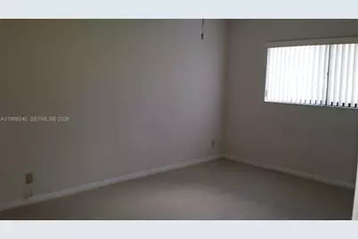 4725 Lucerne Lakes Blvd E #106, Lake Worth, FL 33467 - Photo 5