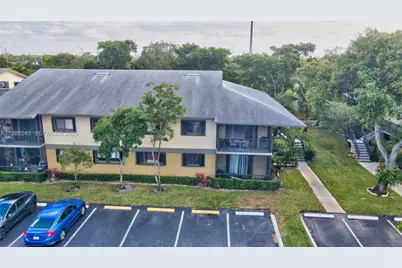 588 Trace Cir #211, Deerfield Beach, FL 33441 - Photo 19