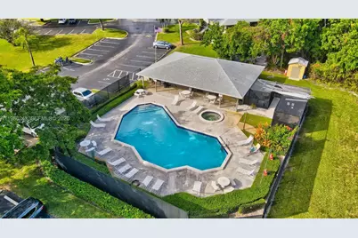 588 Trace Cir #211, Deerfield Beach, FL 33441 - Photo 29